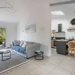 Maison Pour 8 Personnes A 300 M De La Дом отдыха *