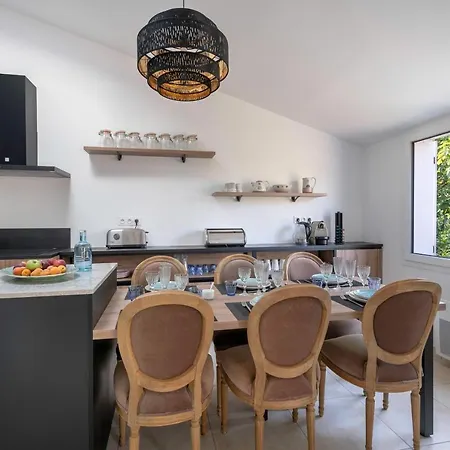 Semesterbostad Maison Pour 8 Personnes A 300 M De La Pornic